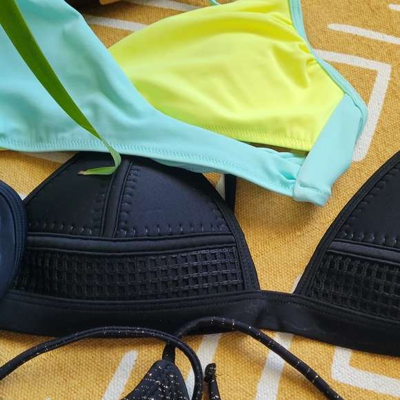 Assortment of bikini tops - Picture 4 of 6